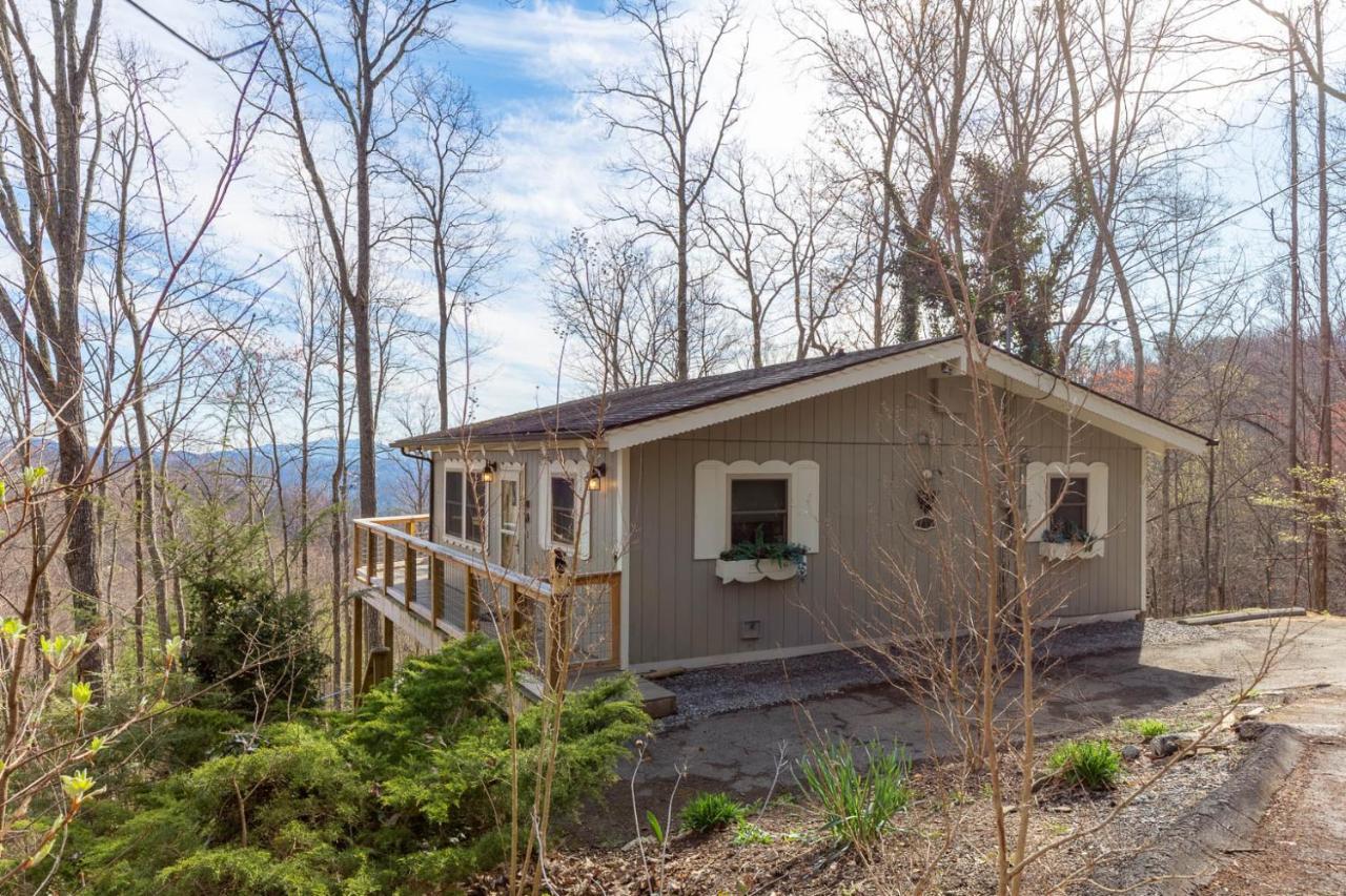 Bear View Chalet, 3 Bedroom, Pool, Pets, Arcades, Wifi, Hot Tub, Sleeps 12 Гетлинбург Екстериор снимка